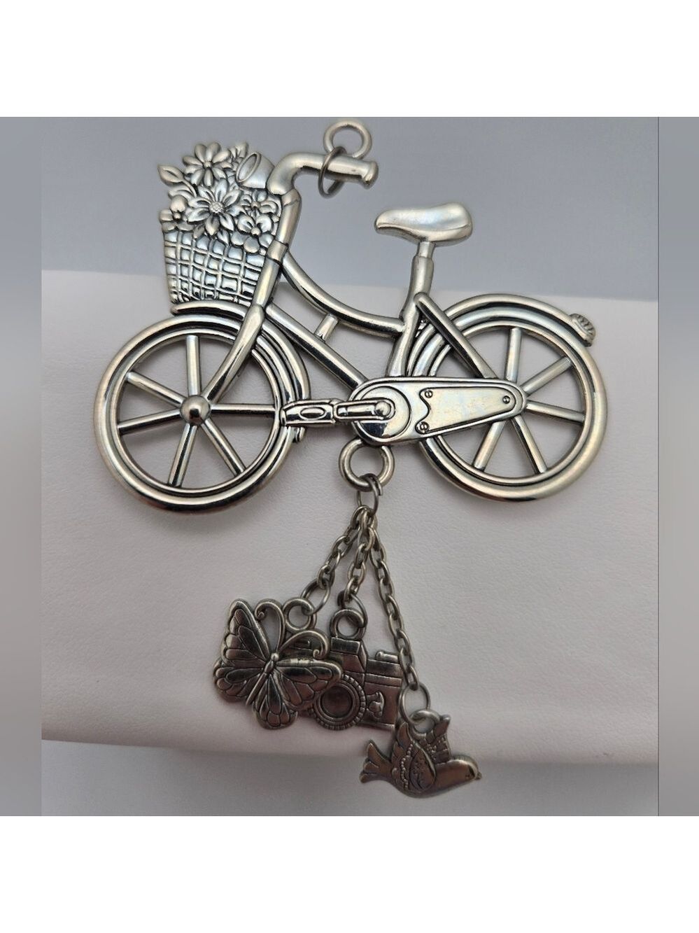 Bicycle w/Flower Basket & Dangle Charms Vintage Car Ornament
